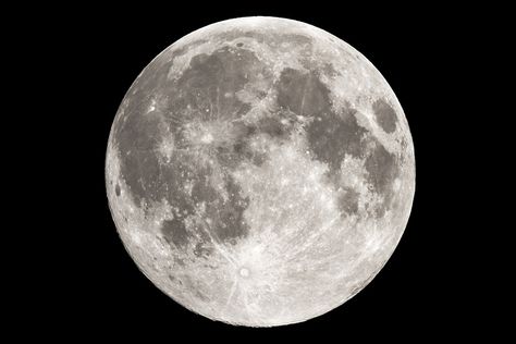 The Strawberry Moon is full in June - On Friday the 13th, 2014 Full Moon Names, X-ray Images, Strawberry Moons, Emily The Strange, Astronomy Pictures, Super Moon, Blue Moon, Full Moon, Free Stock Photos