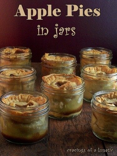 Desserts Pie, Mason Jar Desserts, Cake In A Jar, Dessert In A Jar, Mason Jar Meals, Apple Pies, Meals In A Jar, Pie Dessert, In A Jar