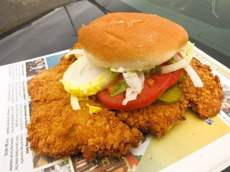 Fried Pork Loin Sandwich Recipe, Austrian Schnitzel, Fried Pork Loin, Breaded Tenderloin, Breaded Pork Tenderloin Sandwich, Breaded Pork Tenderloin, Tenderloin Sandwich, Fried Pork Tenderloin, Pork Chop Sandwiches