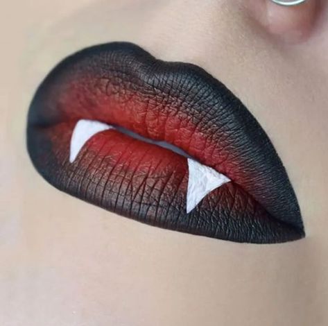 Halloween Lip Makeup, Maquillage Halloween Simple, Halloweenský Makeup, Halloween Make-up Looks, Lip Art Makeup, Creepy Halloween Makeup, Vampire Makeup, Cute Halloween Makeup, Halloween Beauty