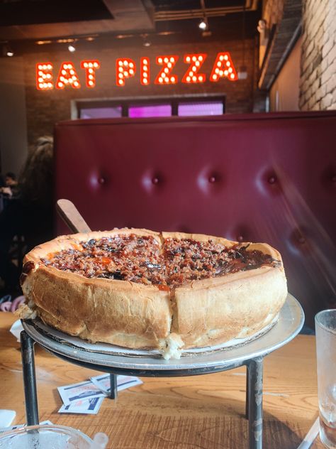 #chicago #foodie #giordanos #deepdishpizza Chicago Deep Dish, Chicago Pizza, Chicago Food, Deep Dish Pizza, Deep Dish, Chicago, Pizza, Nail Designs, Bread