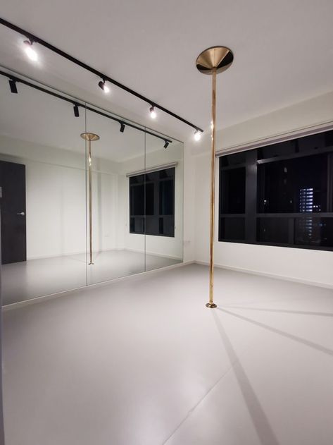 Dance Room Aesthetic, Pole Dance Room, Dance Room In House, Dance Studio Aesthetic, Pole Room, Dance Studio Design, Pole Dance Studio, Home Dance Studio, Dance Room