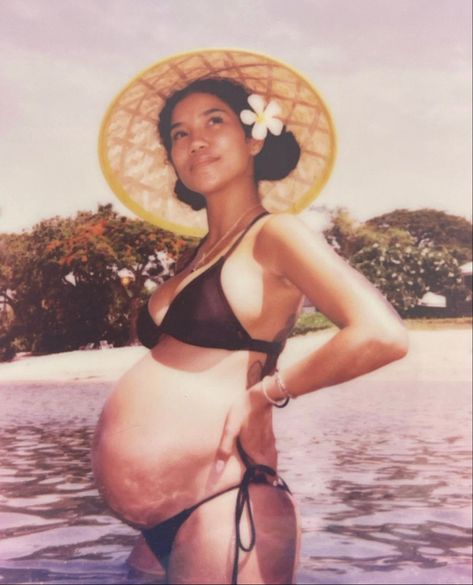 Jhene Pregnant, Jhene Aiko Pregnant, Nia Core, Guava Island, Black Molasses, Pregnant Celebrity, Black Motherhood, Pregnancy Goals, Future Mommy