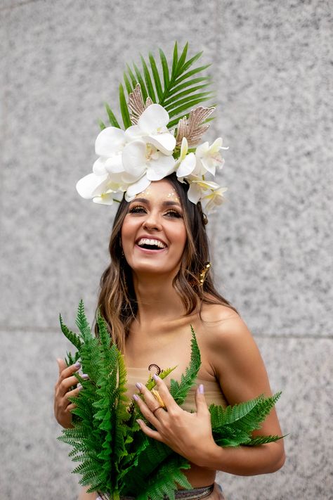 Diy Tropical Outfit, Diy Luau Outfit, Jungle Costume Ideas, Luau Costume, Jungle Costume, Eve Costume, Luau Outfits, Coachella Party, Fish Costume