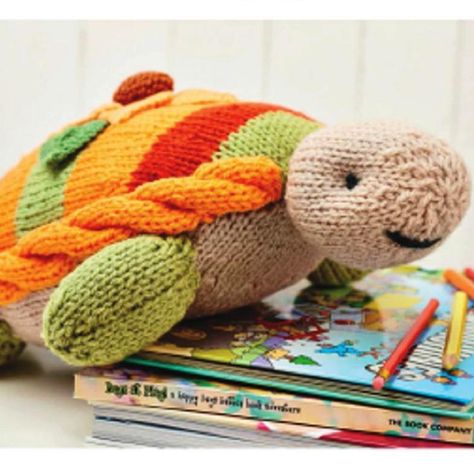 Turtle Cushion Cushion Knitting, Knitted Turtle, Knit Circle, Circle Patterns, Knitted Toys Free Patterns, Animal Knitting Patterns, Turtle Pattern, Knitting Patterns Toys, Pattern Knitting