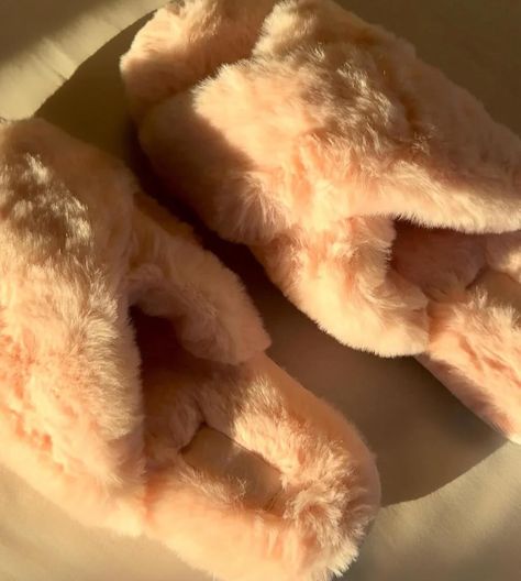 Fluffy puffy slippers OUT NOW!! 💘💞🦄 Puffy Slippers, Slippers, On Instagram, Pins, Instagram