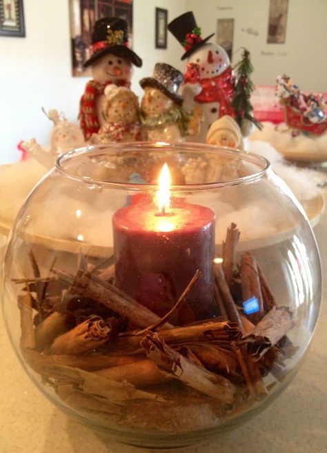 Fish Bowl Decor Ideas, Fish Bowl Ideas Decorations, Fish Bowl Crafts, Fish Bowl Candle, Fish Bowl Decorations, Fishbowl Centerpiece, Christmas Fish, Lamps Ideas, Fish Bowls