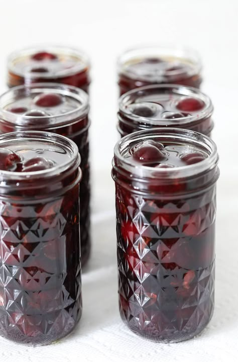 Learn how to make these homemade Bourbon Cherries. #bourbon #cherries #cocktail #garnish #recipe Bourbon Soaked Cherries Recipe, Canning Cherries, How To Make Bourbon, Homemade Bourbon, Best Bourbon, Alcoholic Punch Recipes, Bourbon Cherries, Bourbon Recipes, Alcoholic Punch