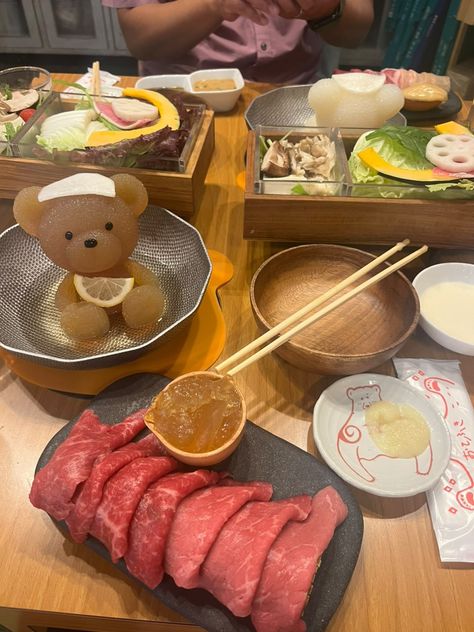 #tokyo #japan #travel #osaka #kyoto #food #hotpot #kawaii #bear #japanaesthetic #shoujogirl Christmas In Tokyo Japan, Christmas In Tokyo, Kyoto Food, Kawaii Bear, Tokyo Japan Travel, Visual Board, Japan Aesthetic, Vogue Japan, Korean Aesthetic