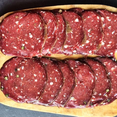 Venison Salami Recipe, Venison Summer Sausage Recipe, Deer Sausage, Hunting Recipes, Salami Recipe, Venison Sausage Recipes, Moose Recipes, Summer Sausage Recipes, Deer Processing