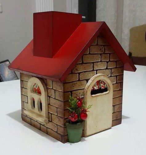 Clay Fairy House, Pottery Houses, Bird Houses Painted, Doll House Crafts, Xmas Deco, Cardboard House, Art Decor Diy, Creative Arts And Crafts, Christmas Card Crafts