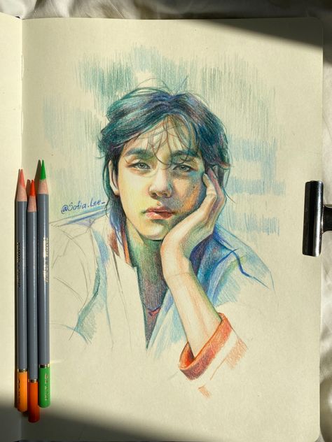 Prismacolor Drawing, Ap Drawing, Colored Pencil Portrait, Sketches Of Love, Drawing Ideas List, Bullet Journal Art, Art Template, Color Pencil Art, Pencil Portrait