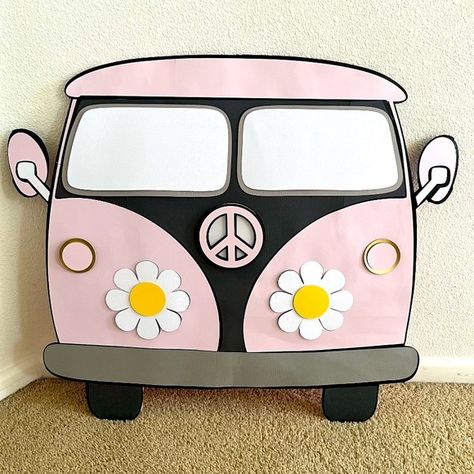 Groovy van  Birthday decor Valentines Boxes Ideas, Peace Out Party, Groovy Party Ideas, Groovy Bus, Treat Wall, Groovy Party, Hippie Birthday, 60th Birthday Ideas, Hippie Party