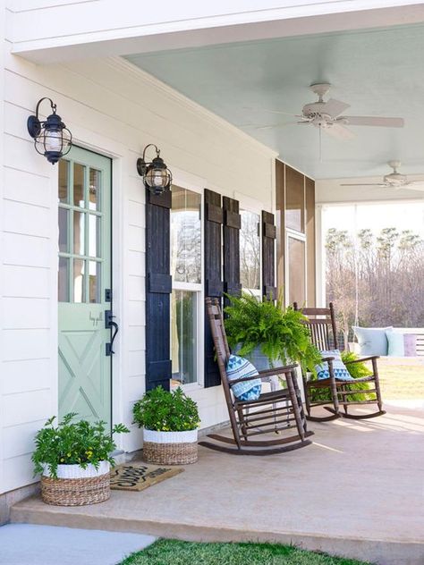 Fixer Upper-Inspired Farmhouse Porch with Painted Ceiling and Door Farmhouse Front Porch Decorating, Farmhouse Front Porch Decor, Veranda Design, Farmhouse Porch Decor, Porch Design Ideas, Farmhouse Exterior Design, Building A Porch, Front Porch Design, Farmhouse Front Porches