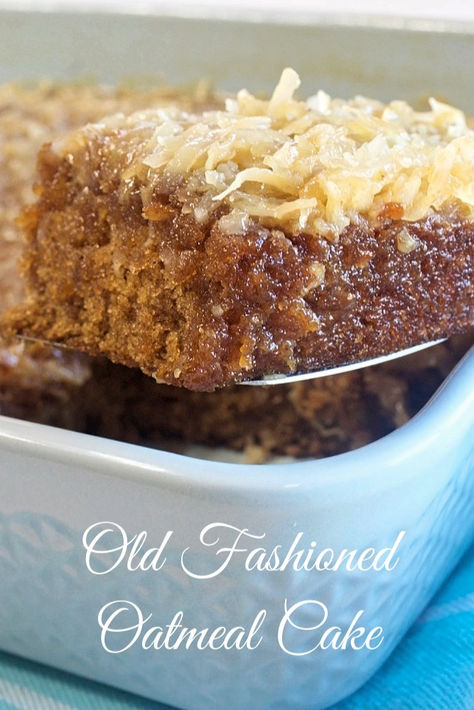 A piece of old fashioned oatmeal cake being lifted out of a cake dish. My Country Table, Old Fashioned Oatmeal, Cake For Breakfast, Oatmeal Cake, Cake Recipes Easy Homemade, Country Table, Homemade Frosting, Warm Cake, Berries Recipes