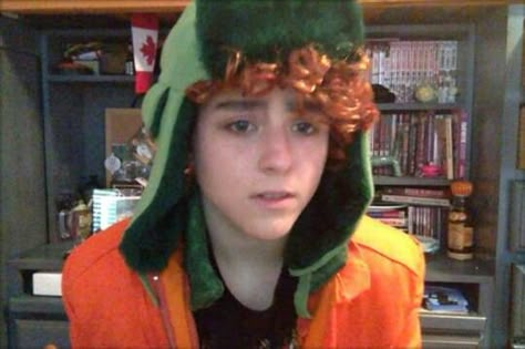 Kyle Cosplay South Park, Southpark Snapchat, Kyle Broflovski Cosplay, South Park Snapchat, Snapchat Drawings, South Park Cosplay, Snapchat Drawing, Kyle South Park, Funny Snapchat