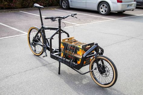 Larry vs Harry Bullitt - Pedal Room Bullitt Bike, Bullitt Cargo Bike, Bike Cart, Touring Bicycles, Tricycle Bike, I Want To Ride My Bicycle, Cargo Bike, Cycling Bicycles, Bike Frame