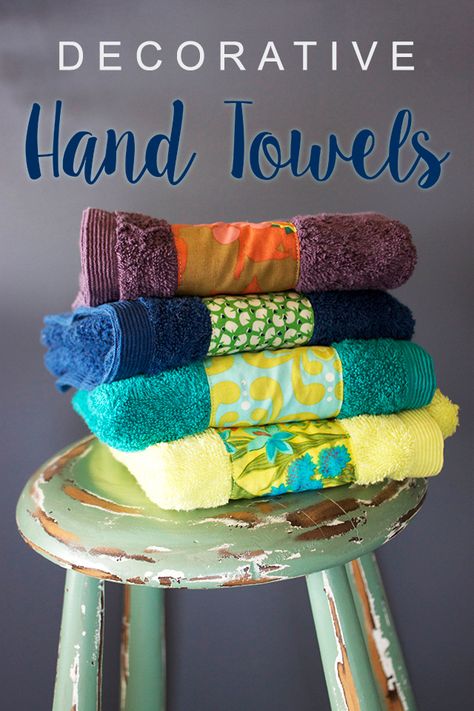 Hand Towels Diy, Diy Towels, Quick And Easy Crafts, Decorative Hand Towels, Tutorial Ideas, Crafts For Seniors, Handmade Towel, Towel Crafts, Hand Towels Bathroom