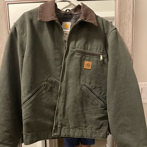 Vintage Carhartt Detroit jacket. Mens. Olive/green Carhartt Detroit Jacket Outfit Men, Olive Green Jacket Outfit Men, Marceline Closet, Vintage Carhartt Jacket Outfit, Vintage Male Outfits, Carhartt Detroit Jacket Outfit, Carhartt Mens Fashion, Olive Green Jacket Outfits, Green Carhartt Jacket