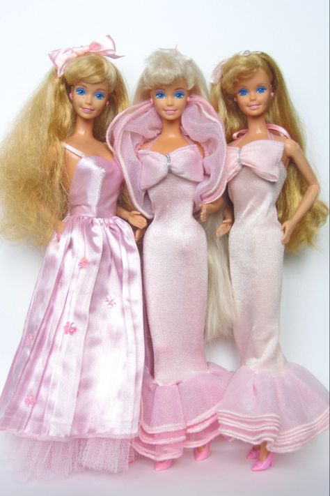 Barbie Dolls 1980s 90s, Collector Barbie Dolls, Barbie Mariposa Doll, 1994 Barbie Dolls, Barbie Vintage Reproduction, Barbie Sets, Holiday Barbie 1990, Barbie Collector Dolls, Barbie Clothes Patterns