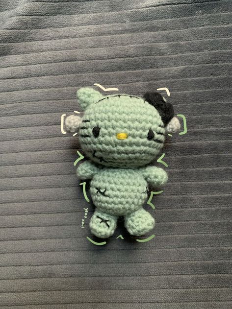 Hello Kitty Frankenstein, Hello Kitty Crochet, Amigurumi Plush, Crochet Fairy, Easy Crochet Animals, Frankenstein Halloween, Crochet Bouquet, Halloween Crochet Patterns, Crochet Design Pattern