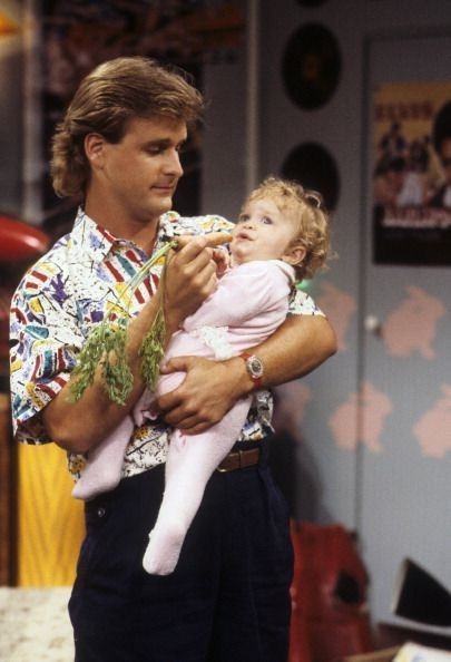 Full House Joey, Full House Season 1, Full House Michelle, Full House Tv Show, Michelle Tanner, Uncle Jesse, Paddy Kelly, Friends Scenes, John Stamos