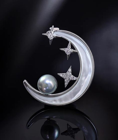 Stunning Crescent Moon Star Brooch, Genuine 9mm Akoya Pearls pin,Handcrafted jewelry,Gift for her,Aniversary gift,Dainty jewelry,Weding pin by SeraphicSparkle on Etsy Starfall Ball, Aniversary Gift, Pearl Boy, Moon Brooch, Aniversary Gifts, Star Brooch, Phoenix Pendant, Pearl Pin, Cute Stars