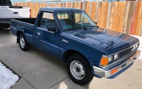 Short Bed Bargain? 1985 Nissan 720 Pick Up Nissan, Nissan Pickup Truck, Datsun Truck, Baby Trucks, Datsun Pickup, Nissan Hardbody, Nissan 4x4, Small Pickups, Pick Up 4x4