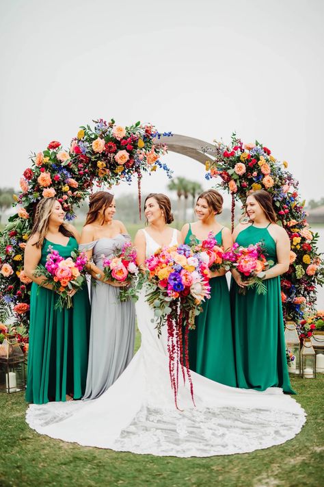 Bright Wedding Color Schemes Bridesmaid Dresses, Bold Wedding Color Schemes, Jewel Tone Summer Wedding, Unique Wedding Color Schemes Spring, Bright Wedding Color Schemes, Boho Bridesmaid Dresses, Hood Wedding, Green Wedding Theme, Summer Ceremony