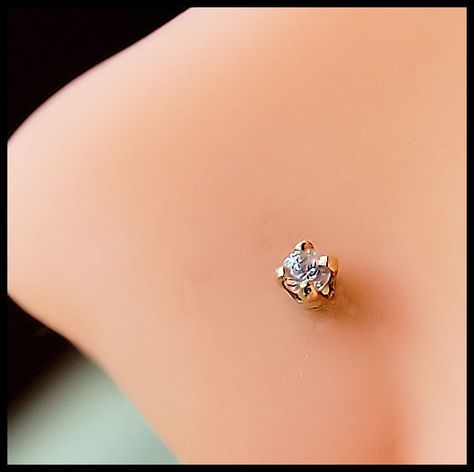 NEW ITEM Diamond Style Nose Stud set in 14 karat by RockYourNose, $14.95 Noise Piercing, Piercing Accessories, Nose Ring Jewelry, Nose Piercing Hoop, Nose Piercing Stud, Diamond Nose Stud, Diy Bangle Bracelets, Nose Pins, Small Nose