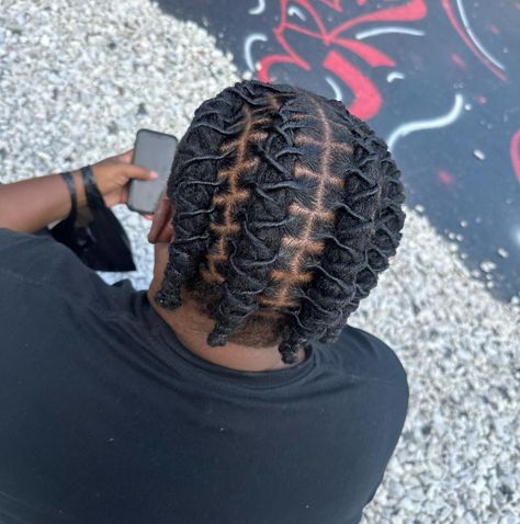 Dreads Barrel Twist, Boys Dreads Hairstyles, Loc Styles Men, Barrel Twist, Dreads Hairstyles, Dread Hairstyles For Men, Black Hair Cuts, Cornrow Hairstyles For Men, Dreadlock Hairstyles For Men