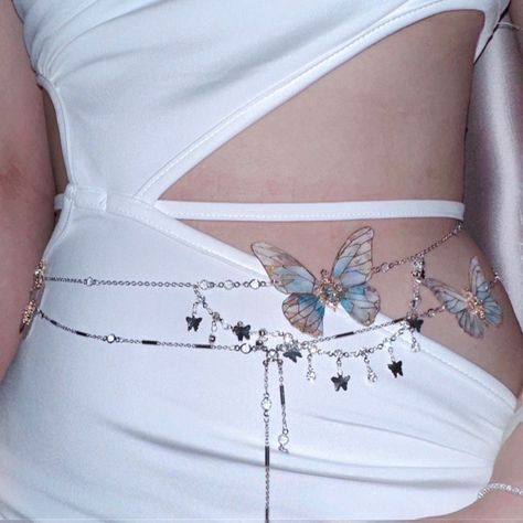 Waste Chain, Minimalist Accessories Jewellery, Note On Instagram, Butterflies Party, Butterfly Legs, Thigh Jewelry, Chains Aesthetic, Waist Accessories, Hip Jewelry