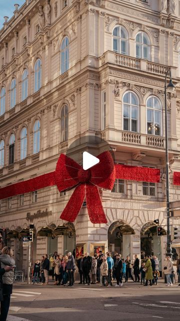 Andra Morariu on Instagram: "Christmas time in Vienna 💫 #christmastime #christmasinvienna #christmasvienna #viennachristmasmarket #vienna_go #viennaaustria #viennagram #viennacity #viennaonly" Vienna Winter Outfit, Vienna Austria Outfits, Vienna Outfit, Vienna Winter, Vienna Christmas, Instagram Christmas, 2023 Christmas, December 21, Vienna Austria