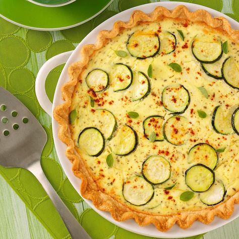 Bisquick Zucchini, Zucchini Quiche Recipes, Zucchini Pie Recipes, Fresh Veggie Recipes, Garlic Asparagus, Zucchini Quiche, Southern Breakfast, Asparagus And Mushrooms, Quiche Recipes Easy