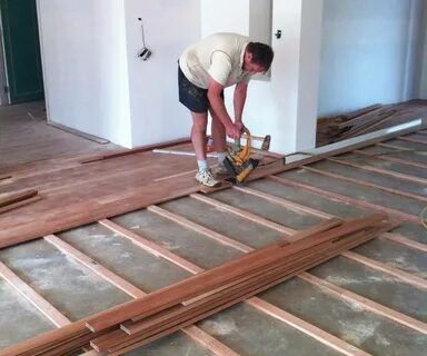 Laying Hardwood Floors, Plywood Plank Flooring, Best Wood Flooring, Modern Wood Floors, Wood Floor Installation, Laminate Flooring Colors, Wood Floor Bathroom, Maple Hardwood Floors, Diy Wood Floors