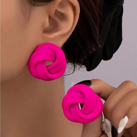 Super Cute And Stylish Ships In 5-10 Business Days Barbie Hot Pink, Hot Pink Earrings, Iron Jewelry, Enamel Stud Earrings, Hot Pink Roses, Knot Stud Earrings, Knot Studs, Stacked Earrings, Traje Casual