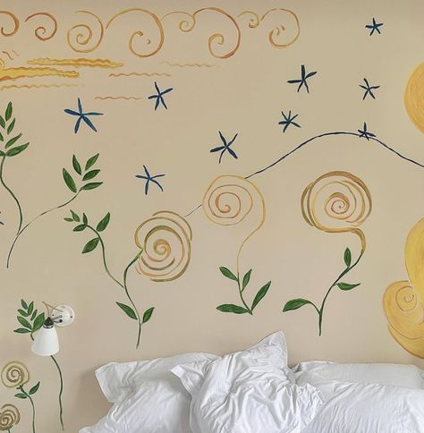 Small Mural Painting, Diy Mural Wall Paintings Easy, Hand Painted Wall Pattern, Hand Painted Accent Wall, Funky Wall Paint Ideas, Wall Doodles, Bedroom Wall Mural, Paint My Room, Painted Mural