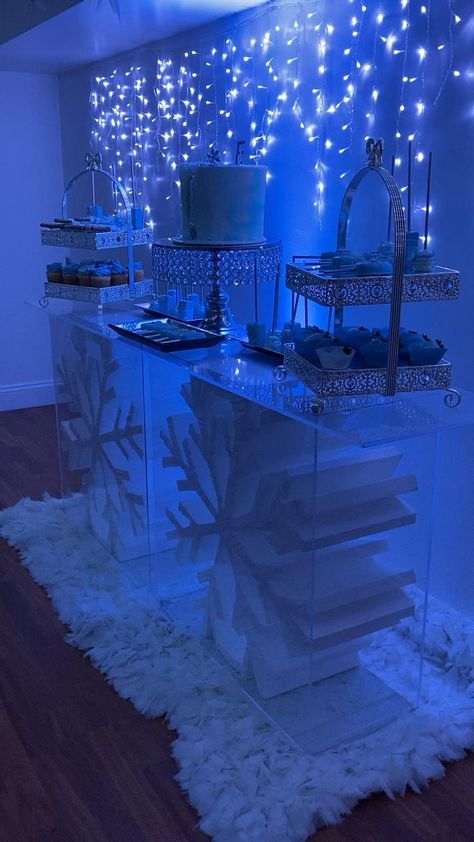 Snowflake table [Video] | Wonderland wedding theme, Winter wonderland wedding theme, Winter wonderland wedding decorations Winter Wonderland Quince, Quinceanera Winter Wonderland, Winter Wonderland Quinceanera, Wedding Theme Winter, Wedding Decor Aesthetic, Winter Wonderland Wedding Decorations, Budget Wedding Decorations, Winter Wonderland Sweet 16, Sweet 16 Winter Wonderland