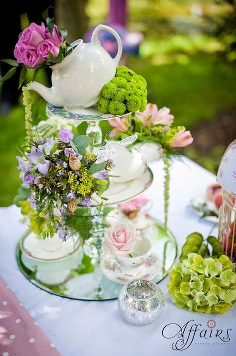 Tipsy Teapot with Cascading Catkins Spring Table Scape, Teapot Centerpiece, Tea Party Centerpieces, Garden Bridal Showers, Birthday Table Decorations, Tafel Decor, Unique Flower Arrangements, Garden Theme Wedding, Tea Party Theme