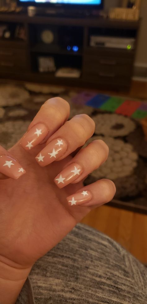 Star nails! French Tip Acrylics, Star Nail Designs, Plain Nails, Green Nail Designs, Star Decals, Nail Polish Art, Star Nails, Girls Nails, Green Nails