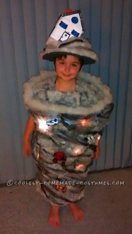 Awesome Homemade Tornado Costume Tornado Homecoming Float, Weather Costumes Diy, Tornado Costume Kids, Homemade Tornado Costume, Tornado Costume, Vocabulary Parade, Halloween Costumes To Make, Homemade Costumes, Halloween 2019