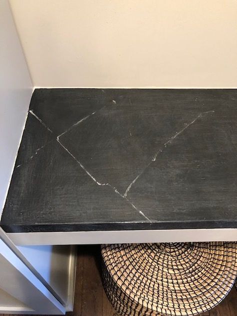 Rustoleum Stone Spray Paint Countertops, Painted Black Countertops, Diy Soapstone Countertops, Diy Black Marble Countertops, Faux Soapstone Countertops Diy, Painted Marble Countertops, Cottage Snug, Black Soapstone Countertops, Faux Soapstone