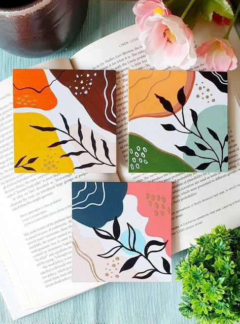 Small Canvas Set Painting Ideas, Wood Canvas Painting Ideas Easy, Boho Art Drawings Simple, Simple Boho Painting, Floral Art Paintings Acrylics, Boho Drawing Ideas, Small Canvas Art Ideas, Matching Paintings Canvas, Boho Acrylic Painting