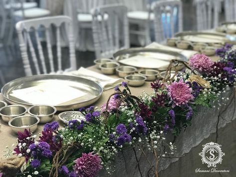 Vihin Pangat Decoration, Beautiful Wedding Decor, Food Set Up, Sitting Arrangement, Floral Table, Table Setup, Decoration Wedding, Just Beautiful, Story Book