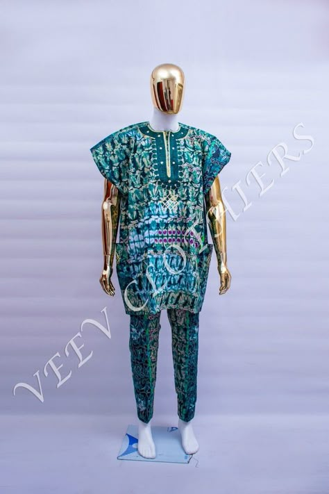 Mens Fashion Ankara Styles, Igbo Senator Styles, Men Dashiki Outfit, Ankara Wears For Men, Ankara Dashiki For Men, Ankara Agbada Styles Men, Latest African Wear For Men Ankara, Men Cultural Wear, Kampala Men Style