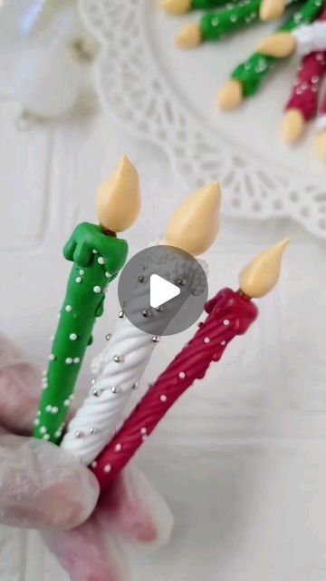 Edible Candles, Meringue Recipe, Pretzel Sticks, Decorating Videos, Swiss Meringue, Meringue Cookies, Double Boiler, Christmas Food Desserts, Xmas Food