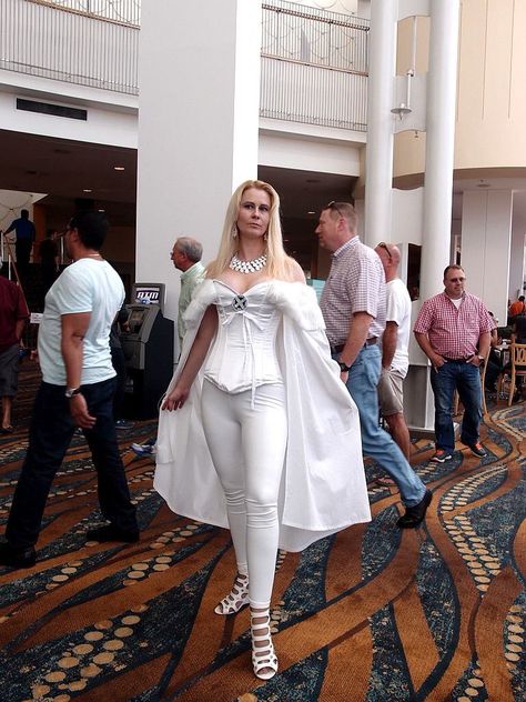 X-men Emma Frost cosplay by Jodipayneart Long Beach Comic Con 2014 #jodipayneart #cosplay #emmafrost #xmen #geek #lbcc #ComicCon Emma Frost Costume, Emma Frost Cosplay, Emma Frost, Spirit Week, Long Beach, X Men, Cosplay Costumes, Geek Stuff, Marvel