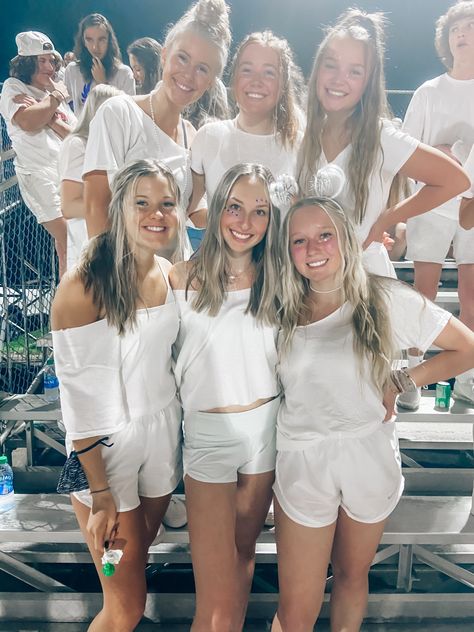 White Pep Rally Outfits, White Put Football Game Outfit, White Out Fnl Outfits, Color Out Football Game Outfits, White Outfits Football Game, Football White Out Outfit, Whiteout Football Theme Outfit Ideas, White Out Basketball Game Outfit, White Our Football Game