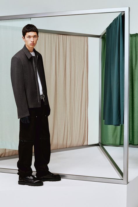 Givenchy Resort 2024 Menswear Collection | Vogue Givenchy Mens, Black And White Gown, Details Magazine, 2024 Menswear, Resort 2024, Givenchy Man, Menswear Fashion Show, Military Outfit, Menswear Fashion