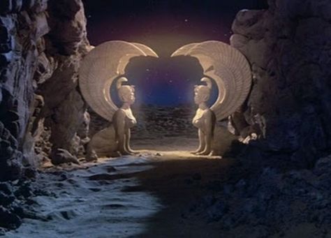 Never Ending Story, Neverending Story, Ending Story, The Neverending Story, Fantasy Movies, Fantasy Aesthetic, Sphynx, Film Stills, Great Movies